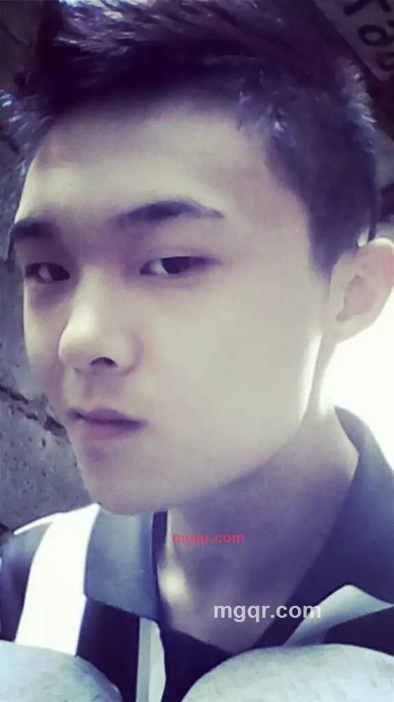 阳光**男的第1张照片