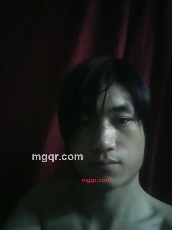 午夜等ai的第1张照片