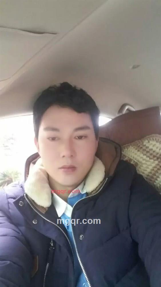 服*女人的第4张照片