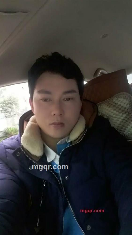 服*女人的第3张照片