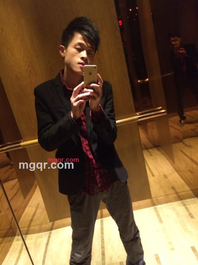 拒絕再玩＂的第3张照片