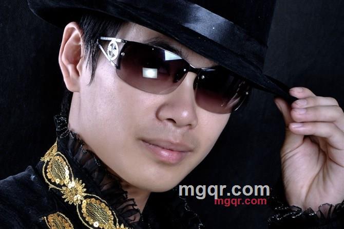 .Dear的第2张照片