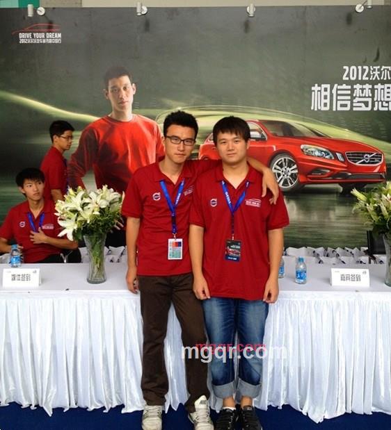 固执嘚想哭的第2张照片