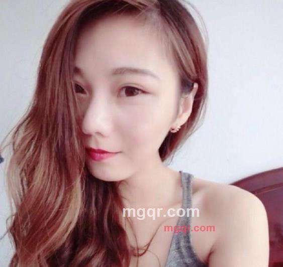 不多的年华的第1张照片