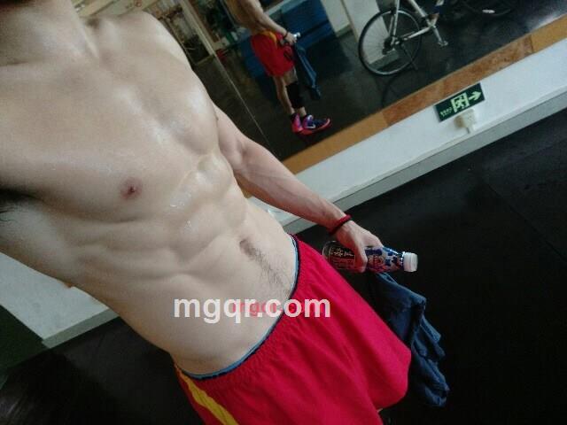 精力过于充沛的第1张照片