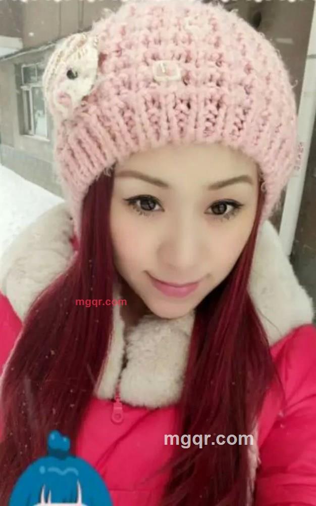 风雨俏佳人的第1张照片