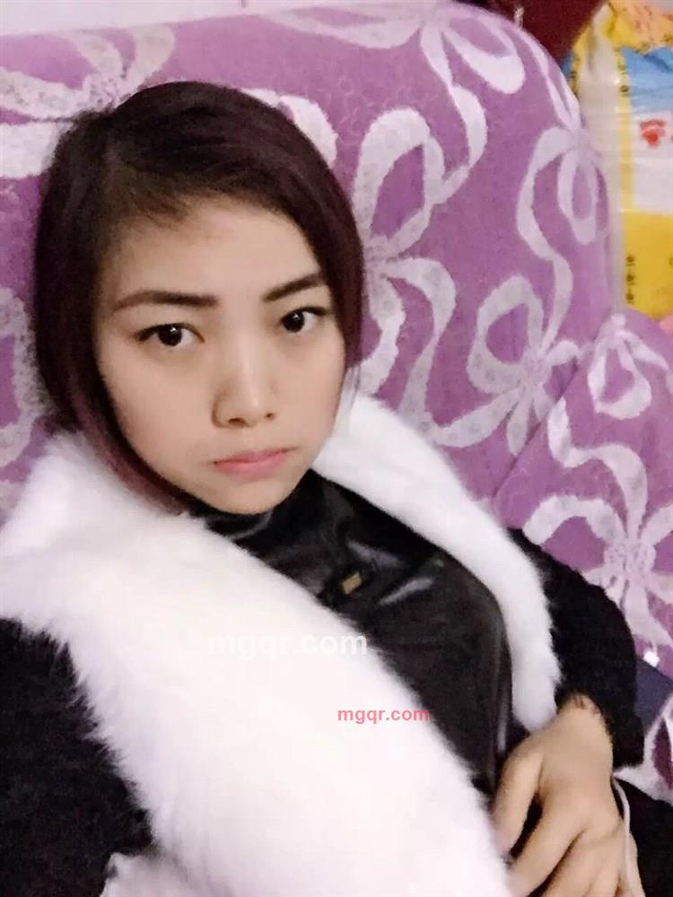 贪玩的火龙果的第1张照片