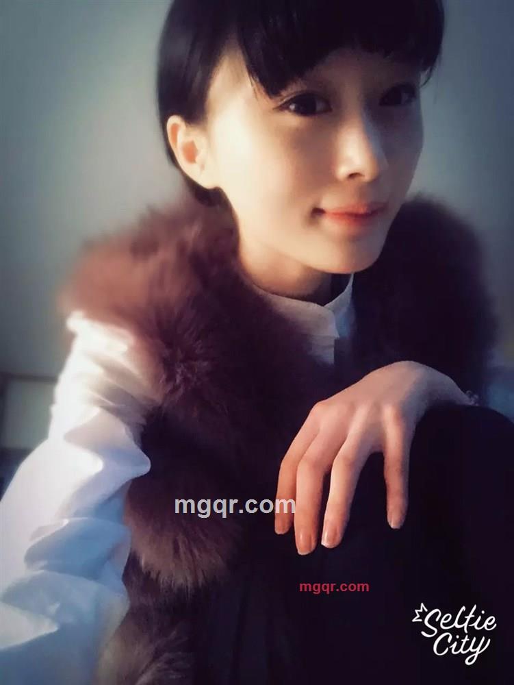 此女子温柔美丽丿的第4张照片