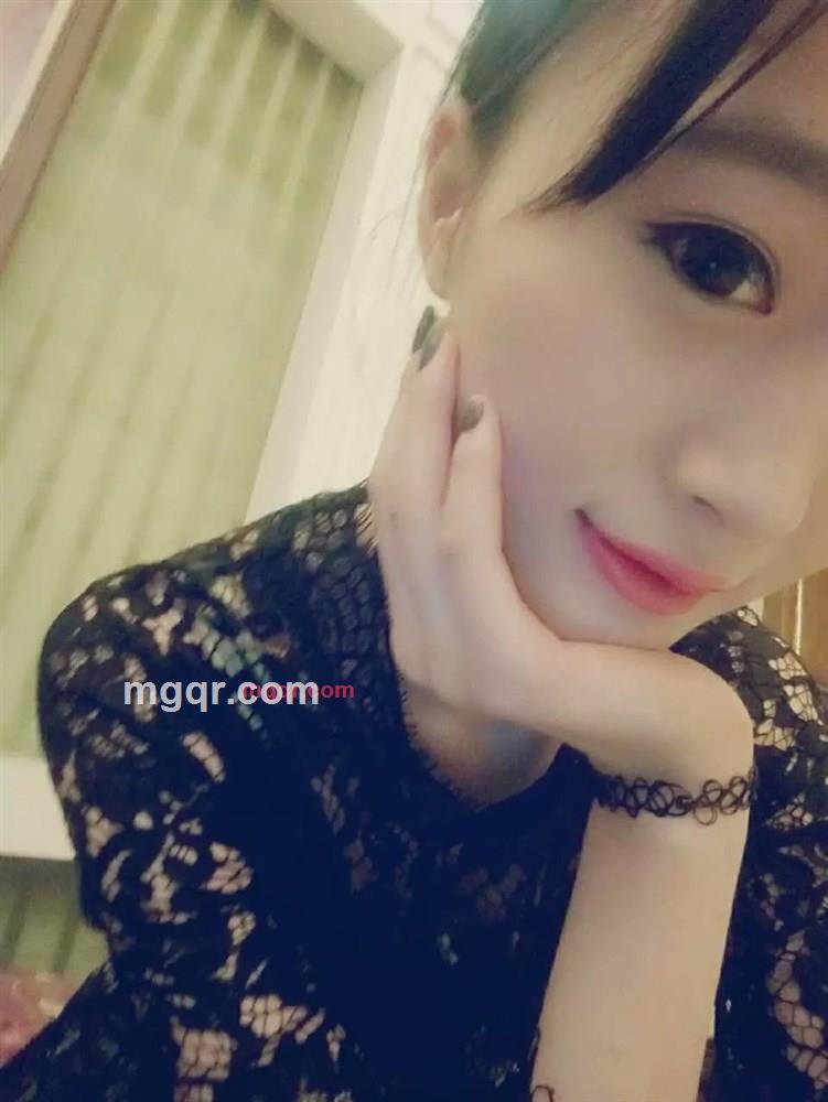 此女子温柔美丽丿的第2张照片