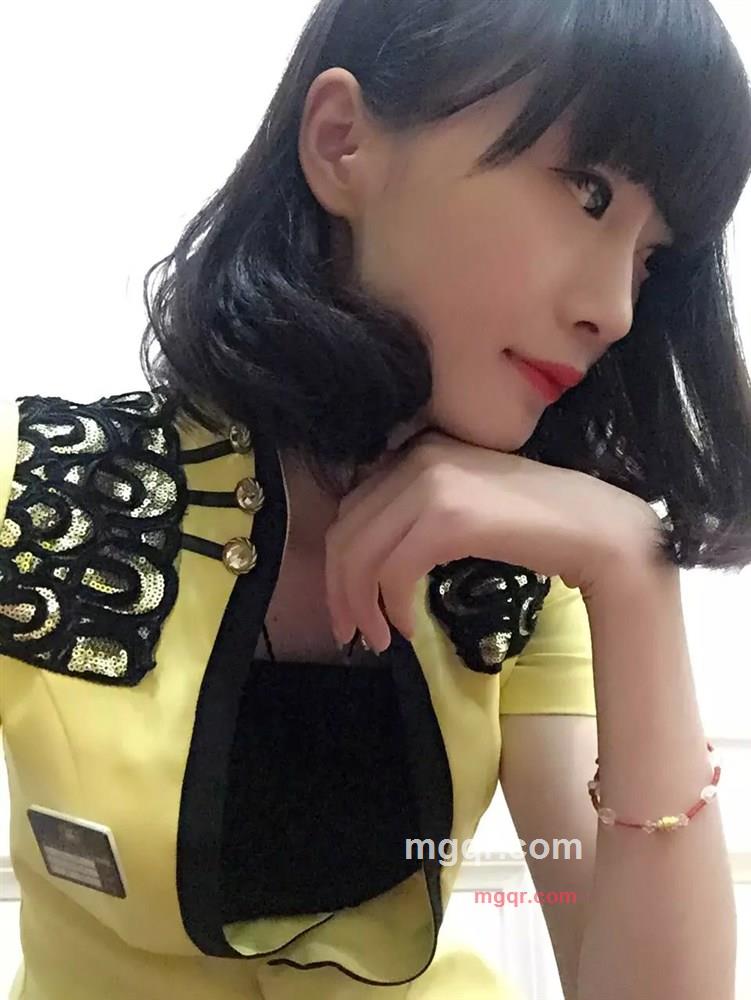 此女子温柔美丽丿的第1张照片