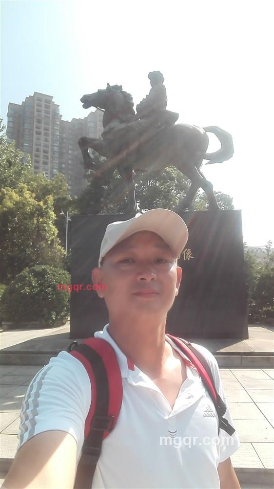 色空瑟的第1张照片