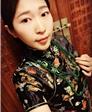 纠结的女人的第1张照片