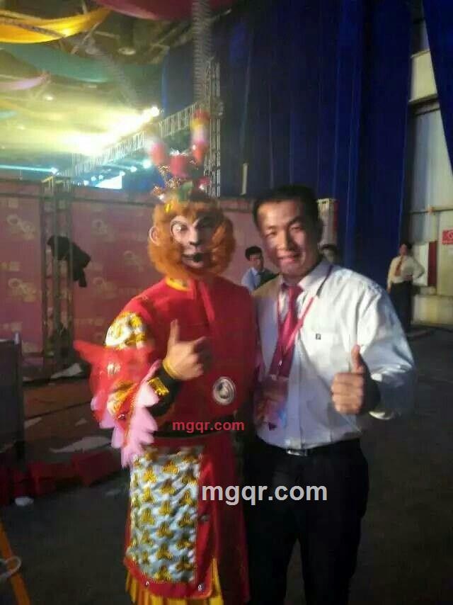 峰云人物的第1张照片