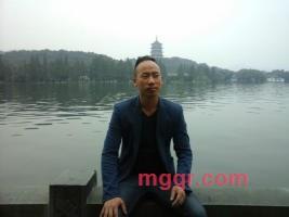 她在的第1张照片