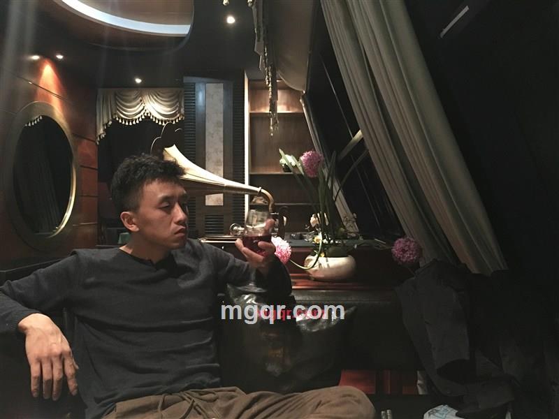 筱川，的第1张照片