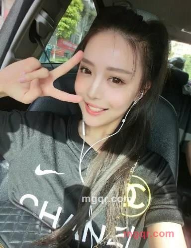 喜静的美少女的第3张照片