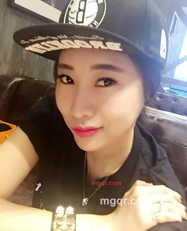 脸庞的泪痕。的第1张照片