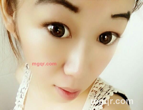 痴心爱人的第1张照片