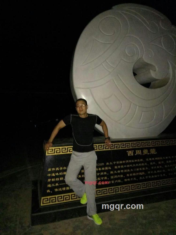 孤狼爱焰的第4张照片