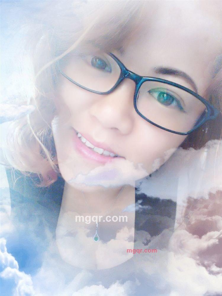 爱哭的玫瑰的第1张照片