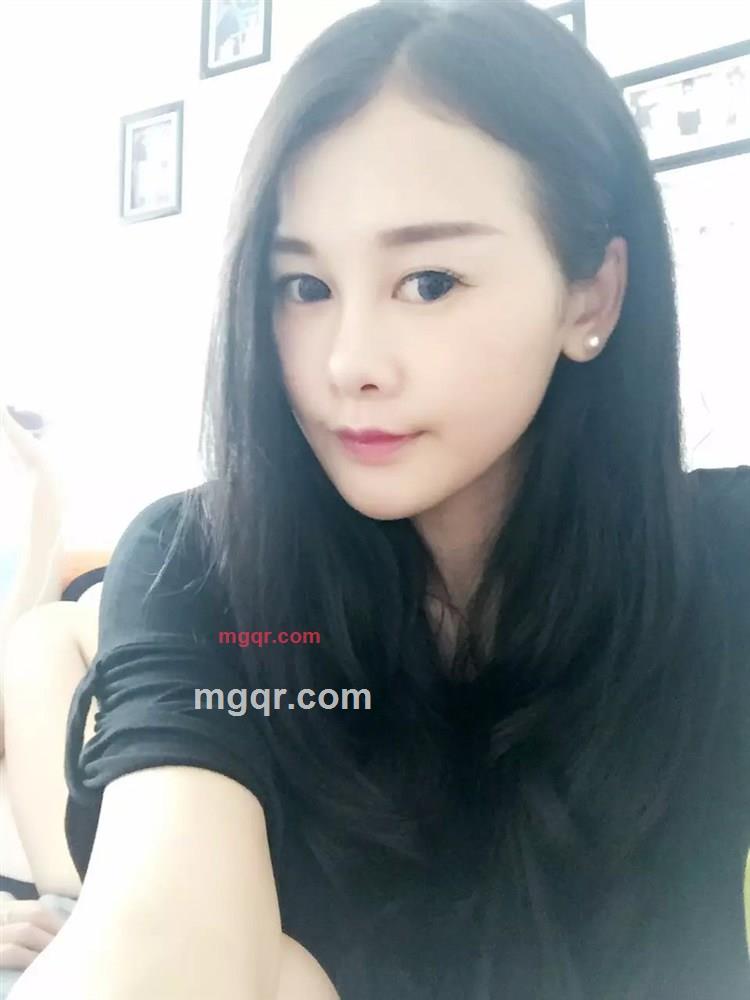 寂寞的女人的第7张照片