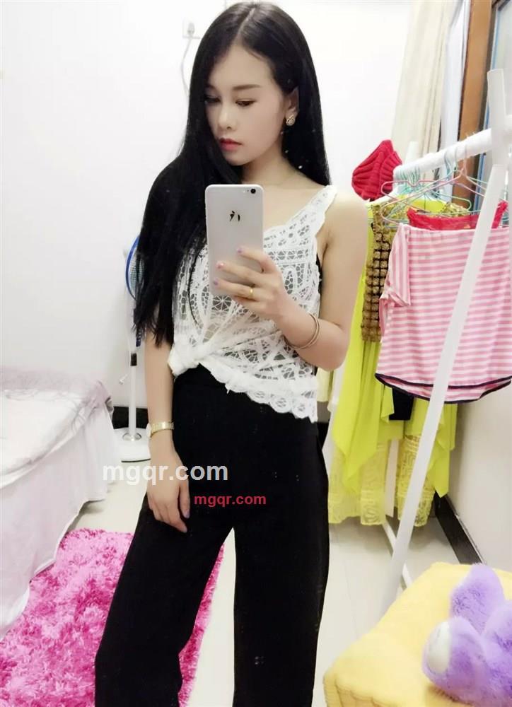 寂寞的女人的第5张照片