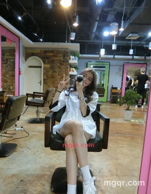 阳光穿透泛白的回忆的第1张照片