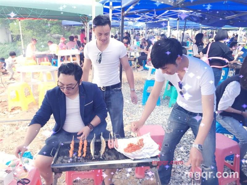 a上的第1张照片