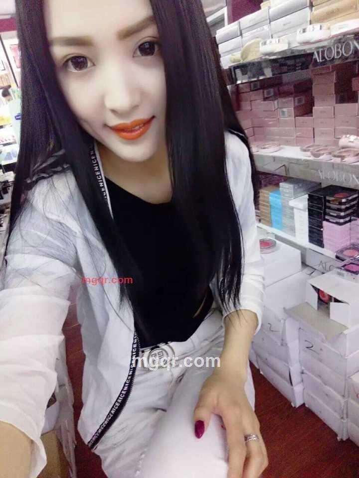 笑脸逢迎的第2张照片