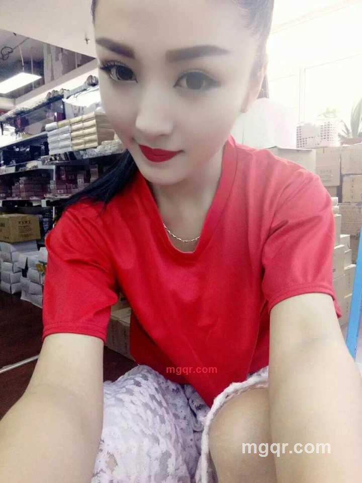 笑脸逢迎的第1张照片