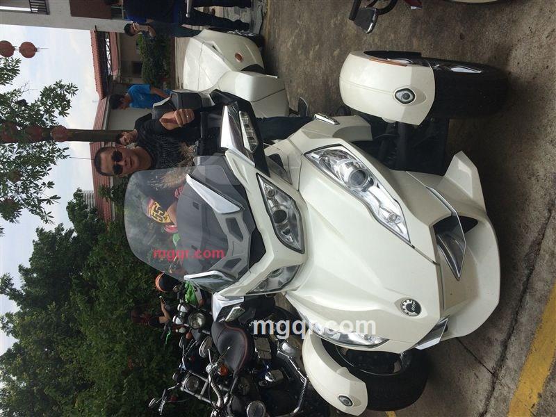 情难自禁czf的第1张照片