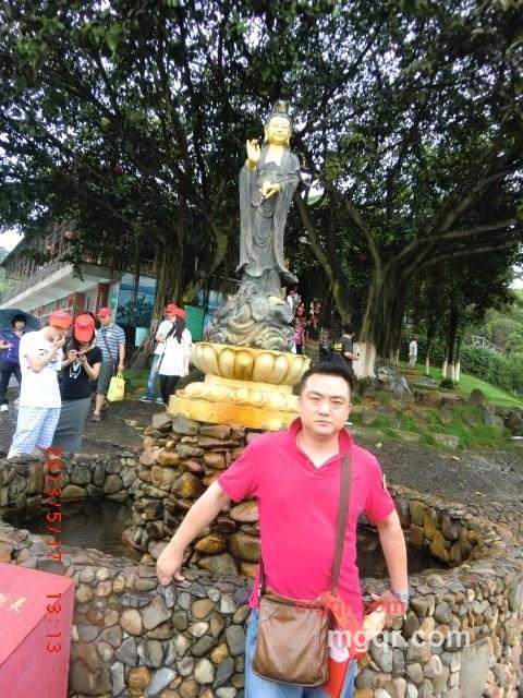 赤脚小子的第5张照片