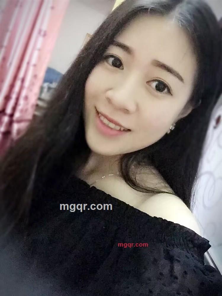 左边的云云的第2张照片