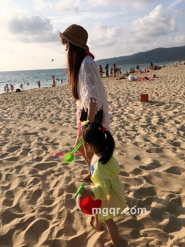 Ayesha的第3张照片