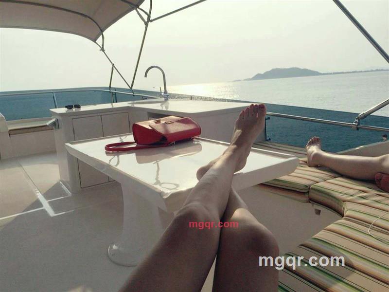 A sunny day的第3张照片