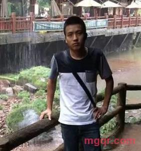 寂寞+夜狼的第1张照片