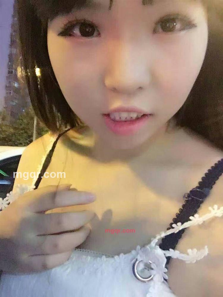 一错再错的第3张照片