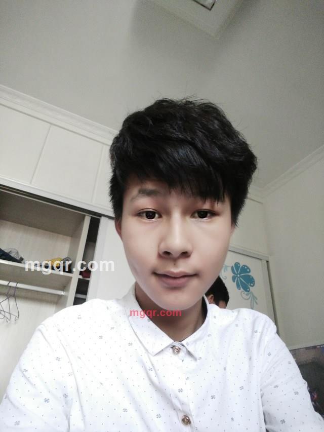 我是小鲜肉很帅的的第1张照片