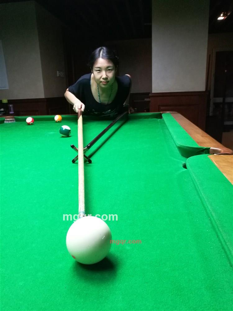 轻妩的第1张照片