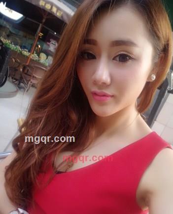 雨滴下的涟漪的第3张照片