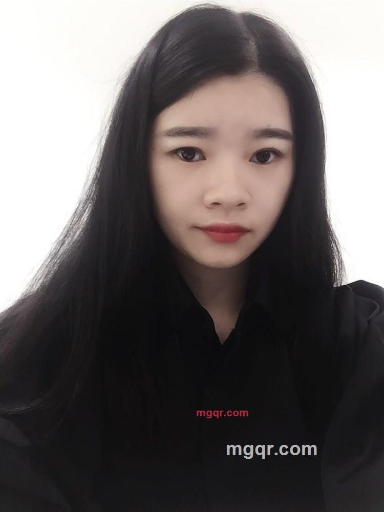 快乐的小白鸽的第1张照片