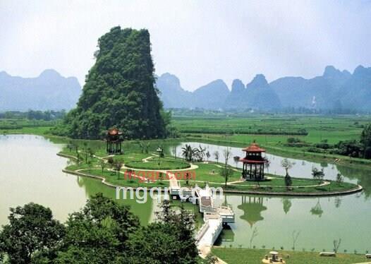 笼盖四野的第1张照片