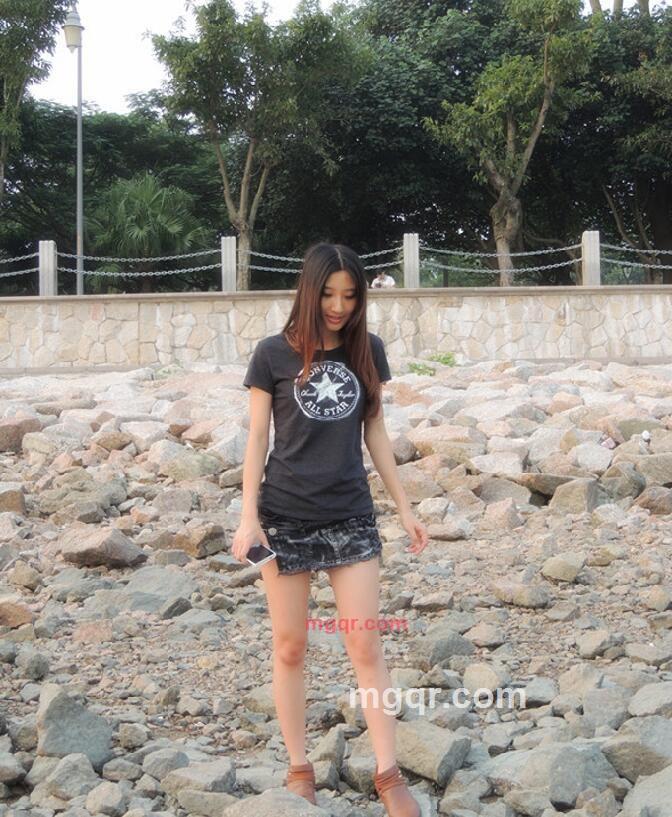 深秋红枫的第2张照片