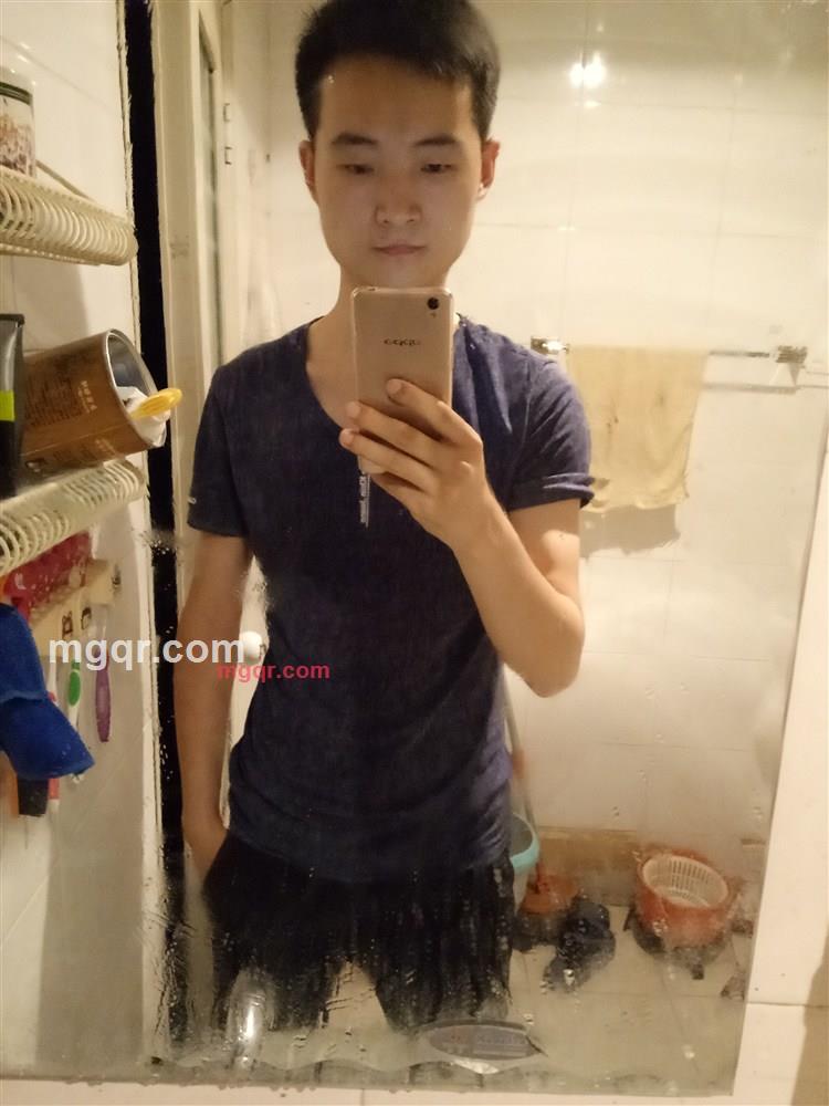 褐色手的第1张照片