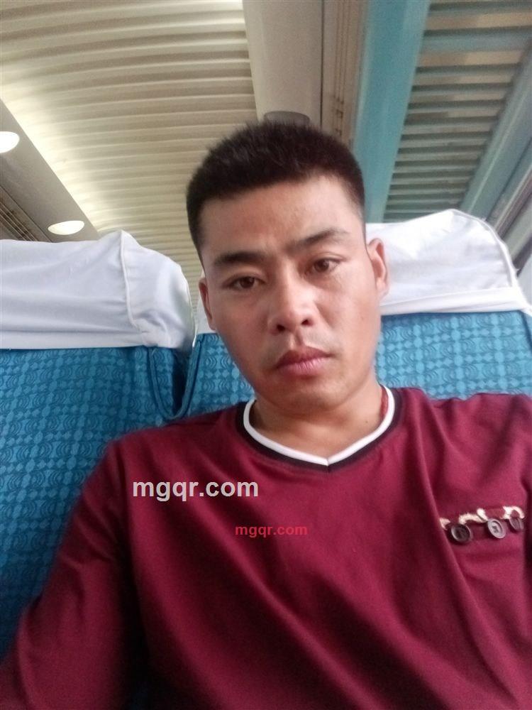 午夜柔情的第3张照片