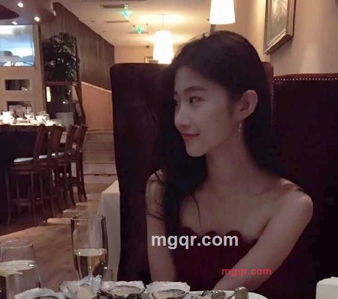 粱嫣的第1张照片