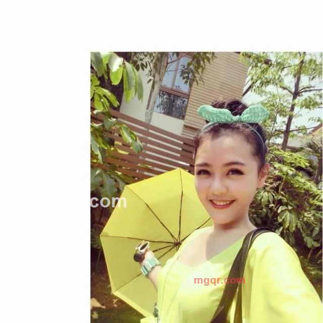 不化妆才是大美妞的第1张照片