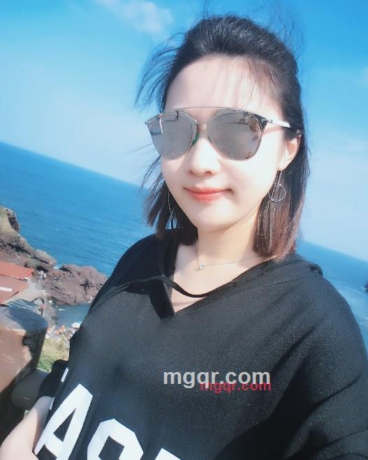 猫一样的钕人的第1张照片