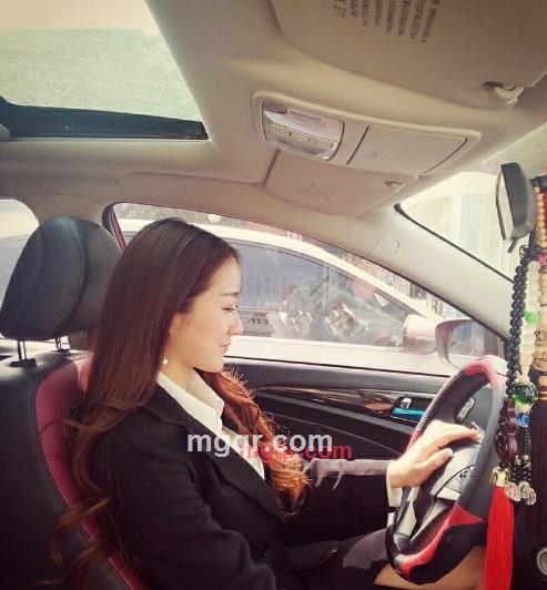 闹剧l的第2张照片