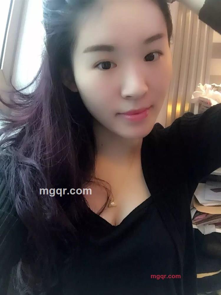 小姑娘又哭了的第3张照片